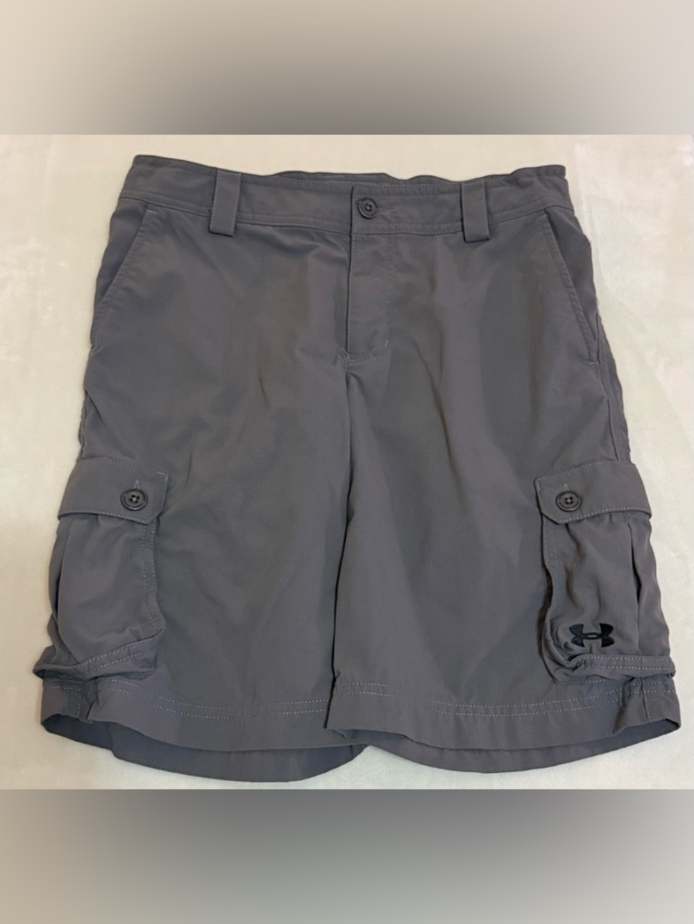Under Armour Boys Charcoal Gray Cargo Shorts